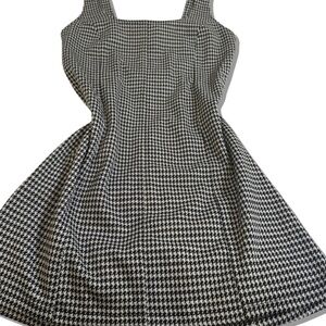SO women’s Black and White Houndstooth Jumper